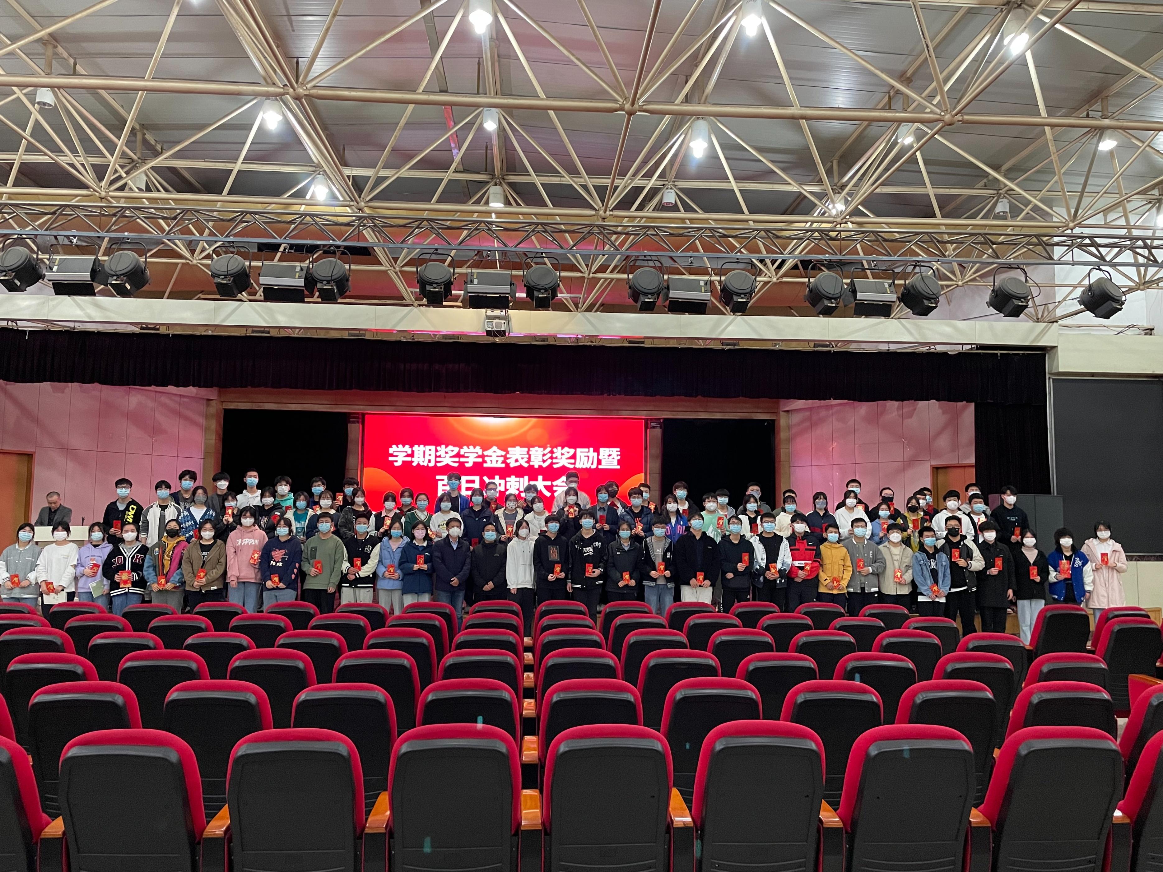 广外自考商务英语本科试题_商务文书写作试题_商务英语试题