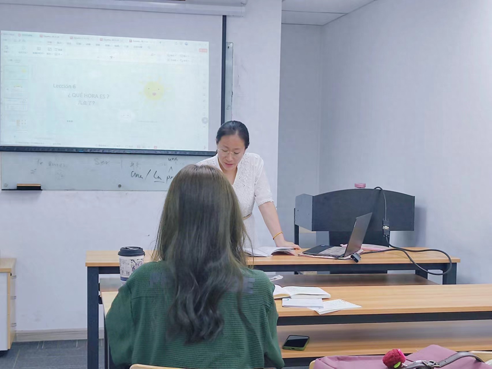 福州托福暑期班哪家好？一飞外语多维护航，助你冲刺高分