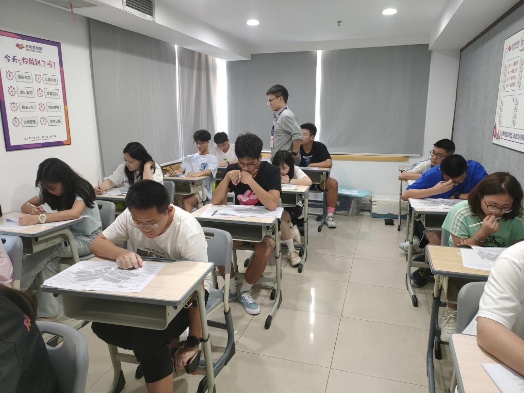 英语基础差的学生如何补救_怎么给英语基础差的学生补课_英语如何补基础