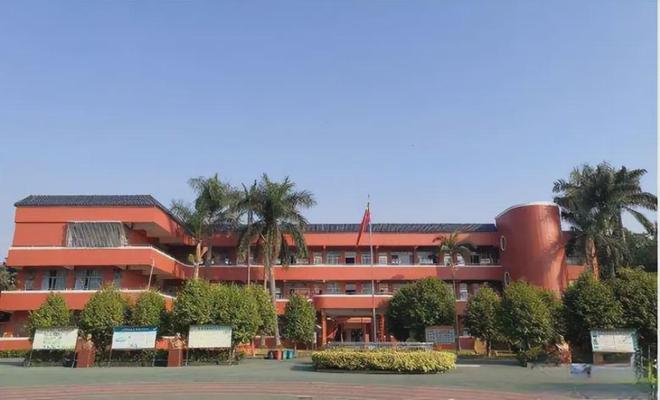 英语职业学校课本_英语职业学校单词_职业学校英语