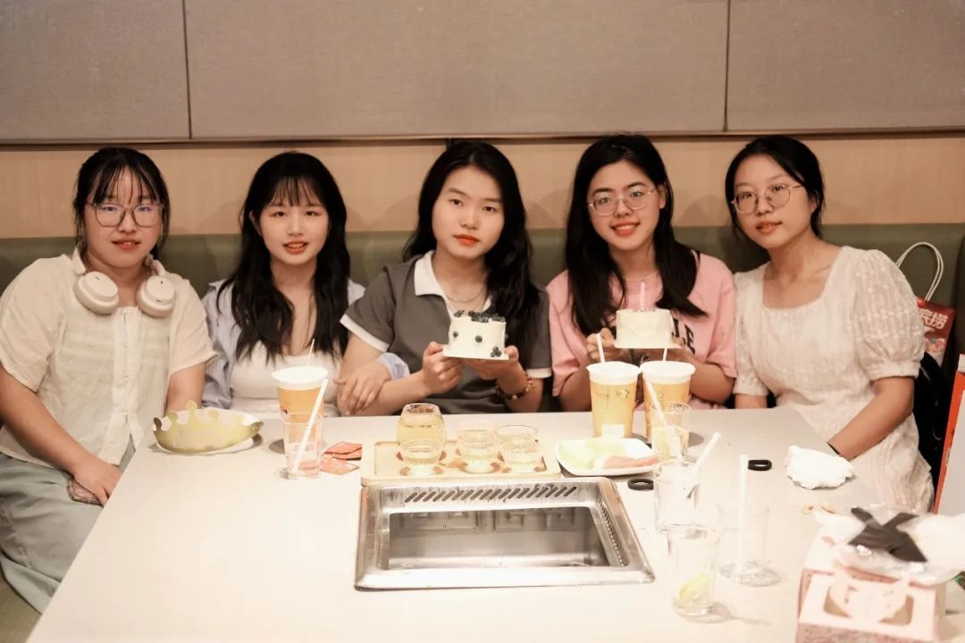 师大汇华学院分数线_华师大考研_华师大有一对一外教吗