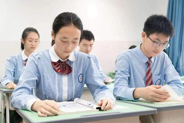 育英外国语学校排名_成实外教育集团有哪些学校_育新外国语学校